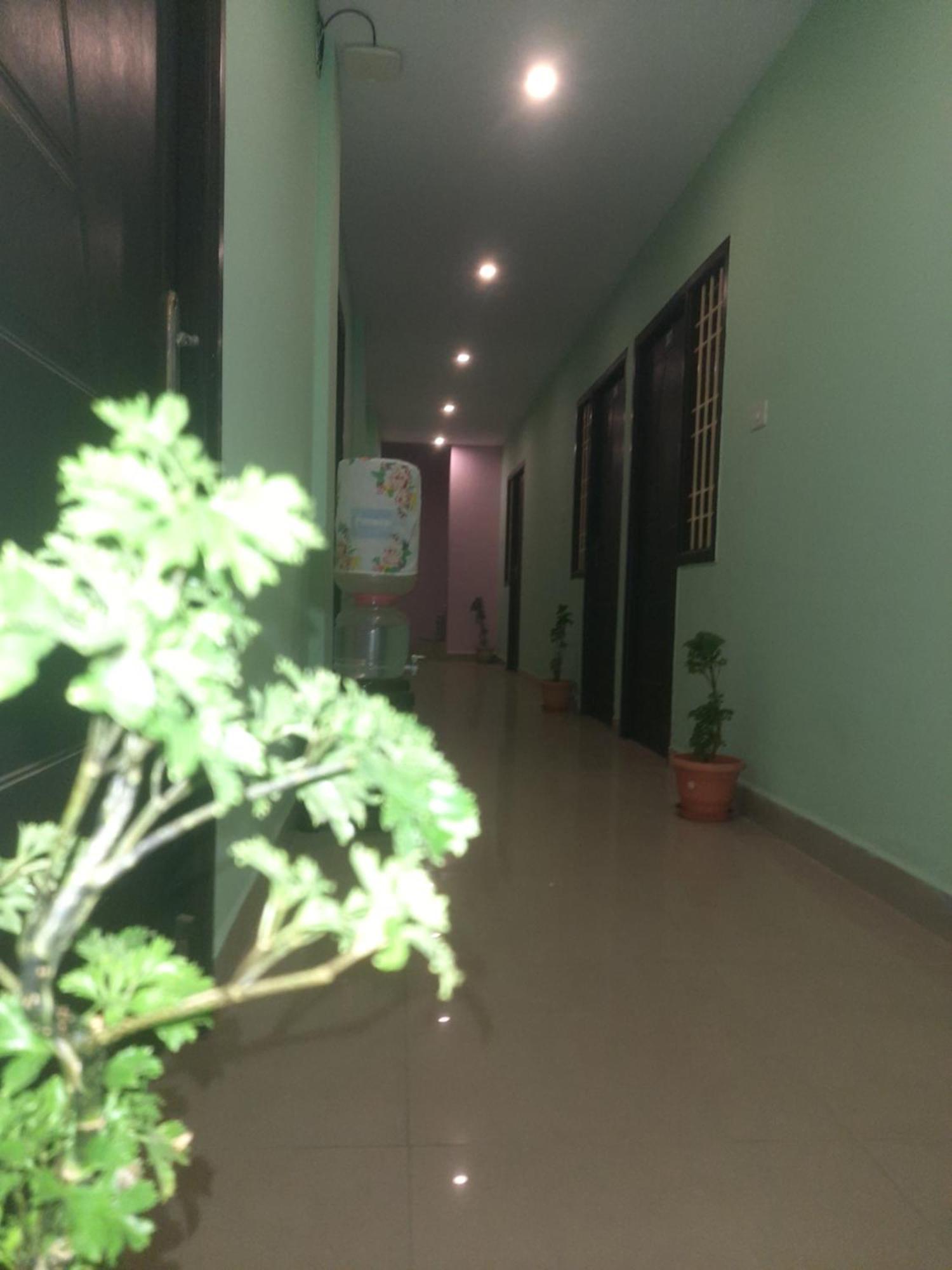 Skyway Rooms 蓬蒂切里 外观 照片