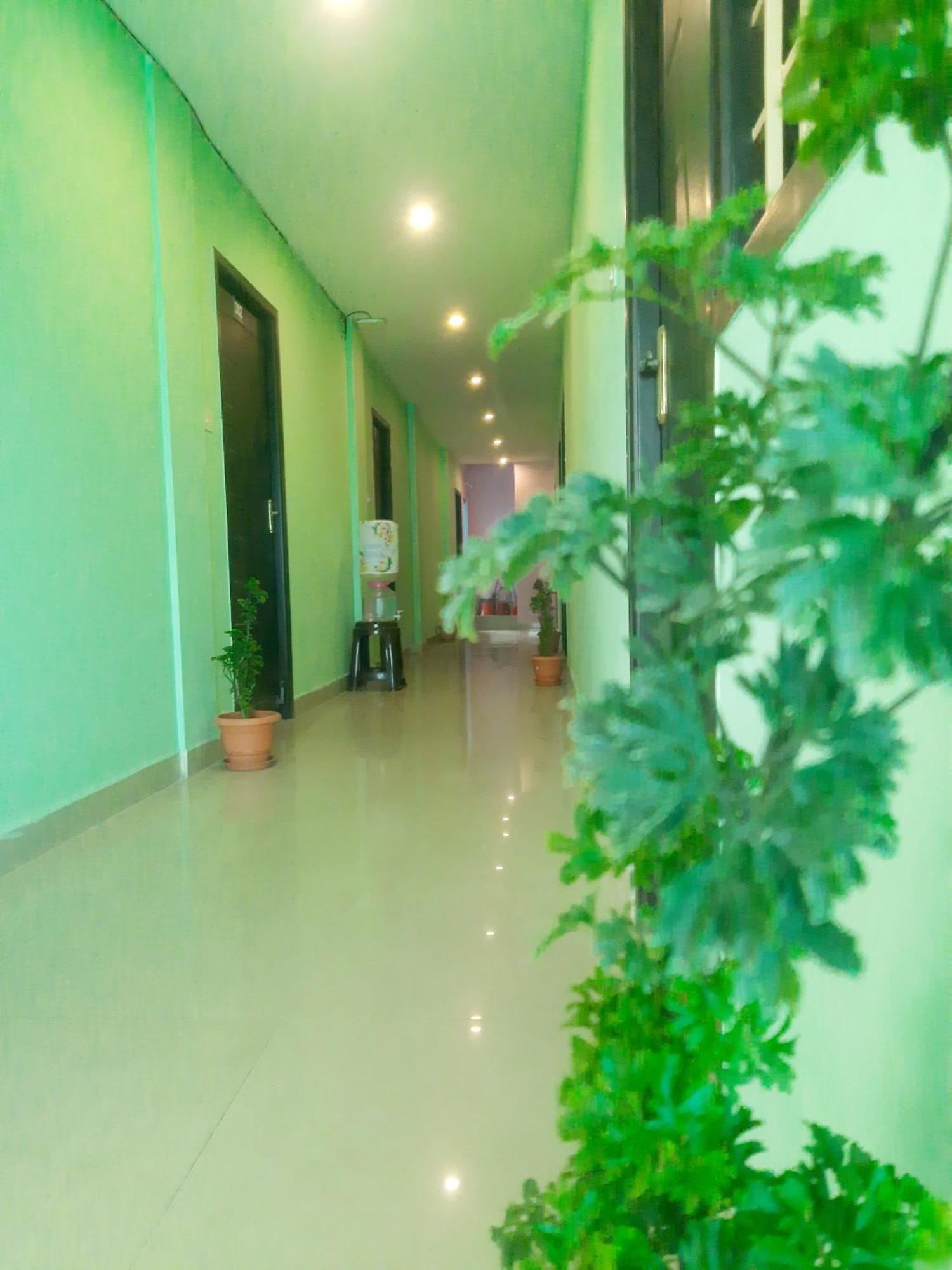 Skyway Rooms 蓬蒂切里 外观 照片