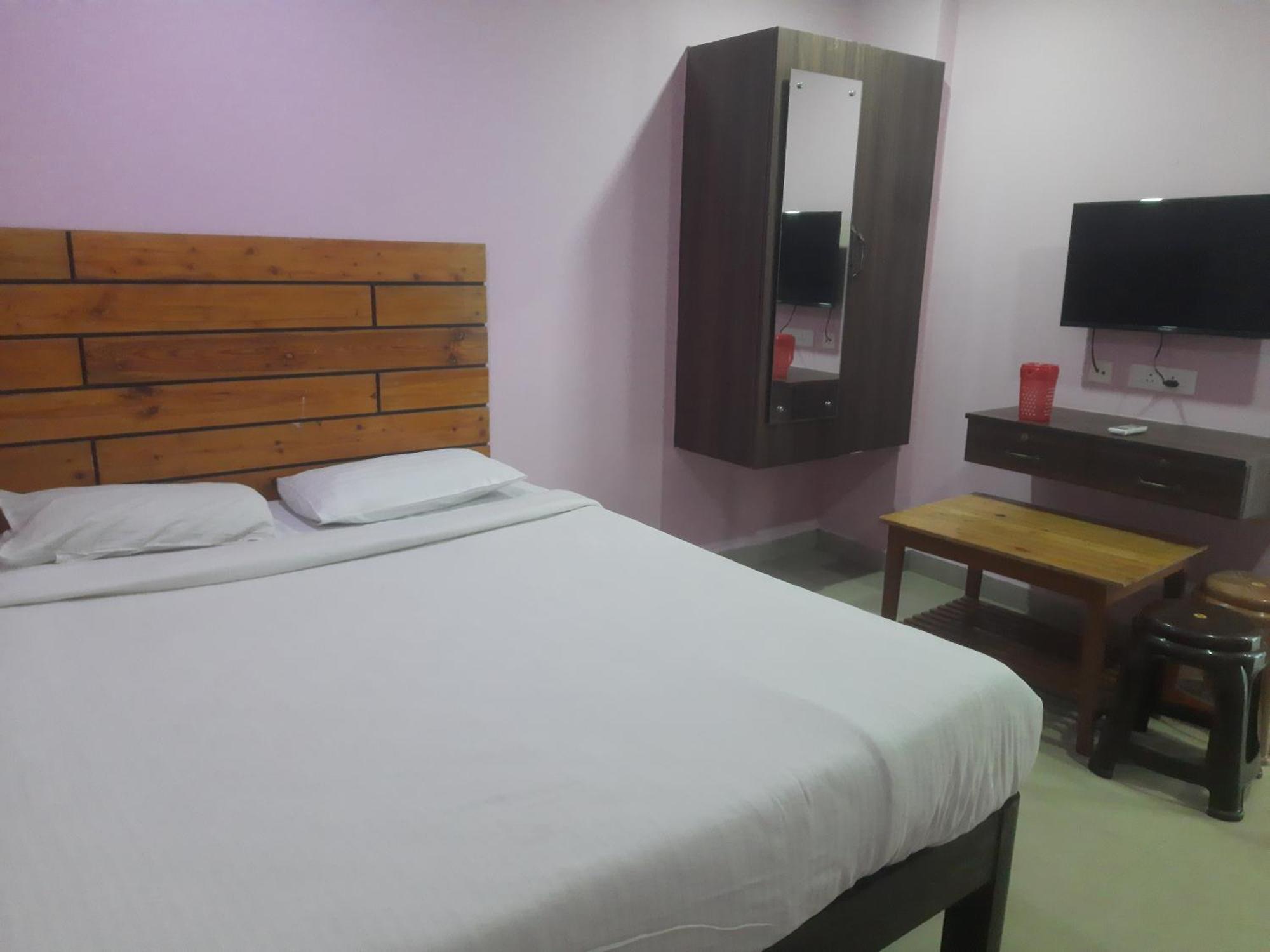 Skyway Rooms 蓬蒂切里 外观 照片